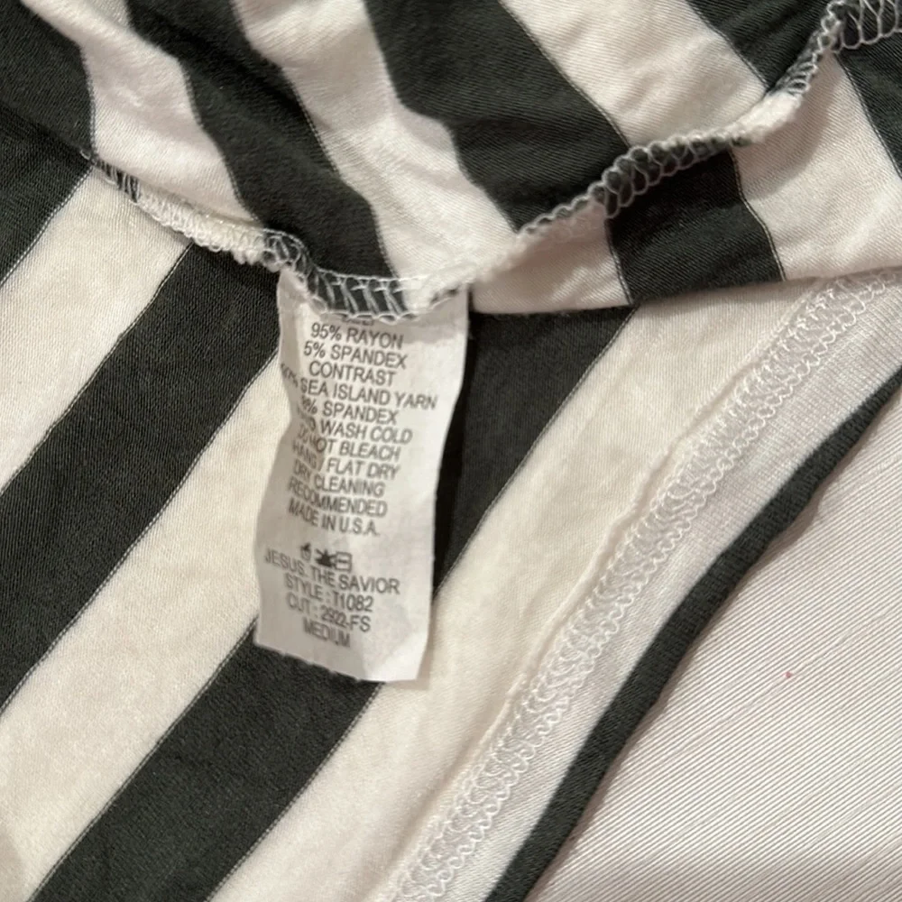 Reborn J Cardigan - Picture 4 of 5